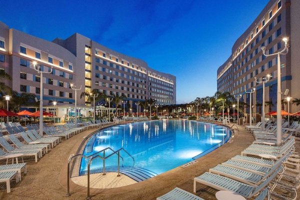 Universal´s Endless Summer Resort - Surfside Inn & Suites