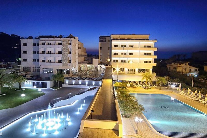 Hotel Santa Lucia Le Sabbie d'Oro recenzie