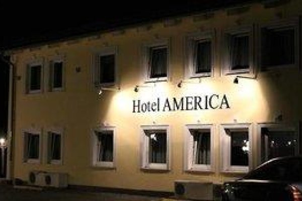 Hotel America