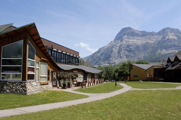Waterton Lakes Lodge Resort