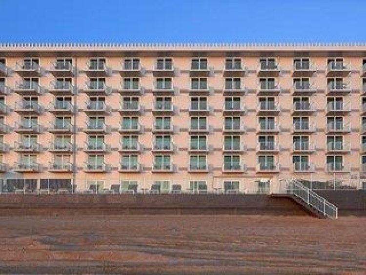 Spark by Hilton Ormond Beach Oceanfront
