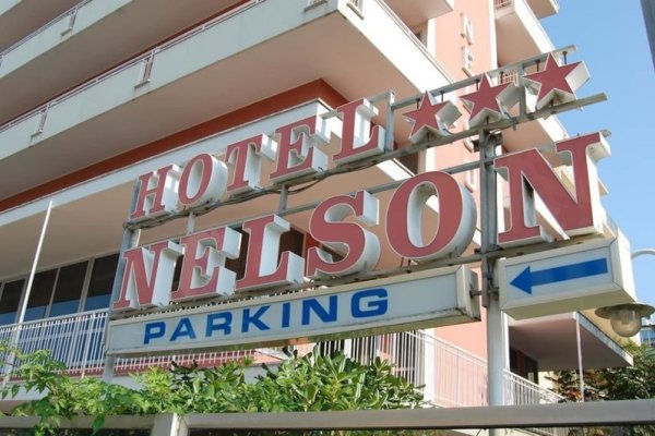 Nelson Hotel