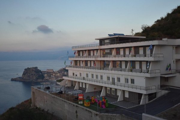 Miramare Grand Youth Hostel