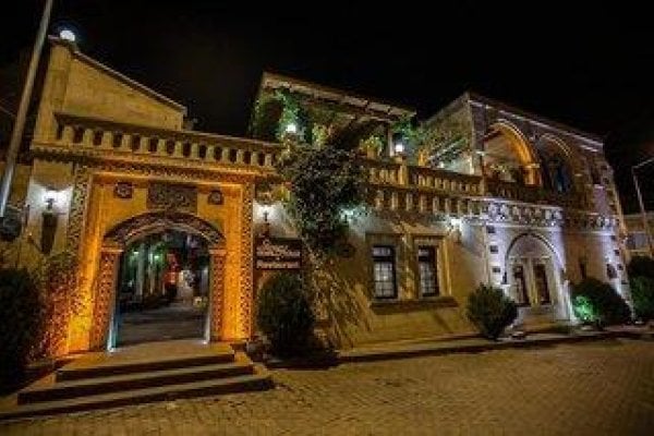 Stone House Cave Hotel
