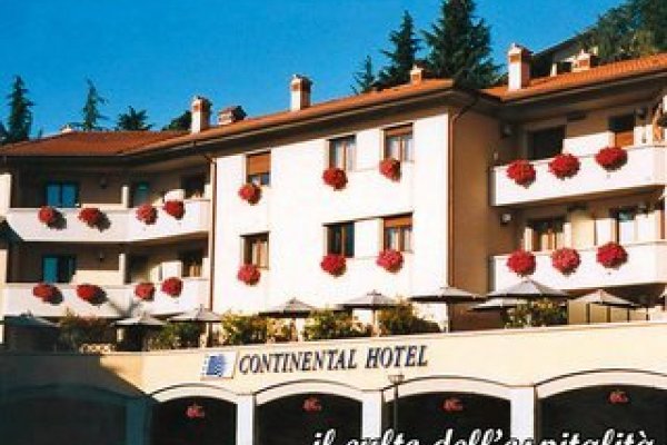 Continental Hotel Lovere