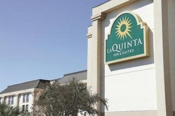 La Quinta Inn & Suites Myrtle Beach At 48Th Avenue