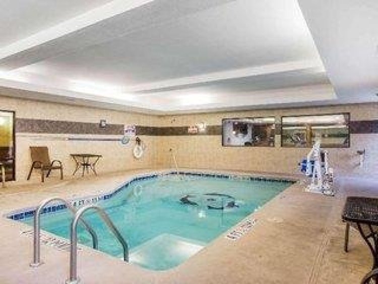 Comfort Suites Golden Isles Gateway