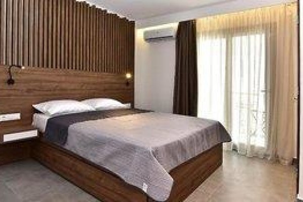 Eutopia Hotel