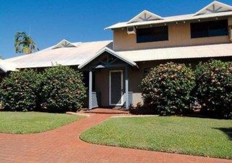 Oaks Cable Beach Resort