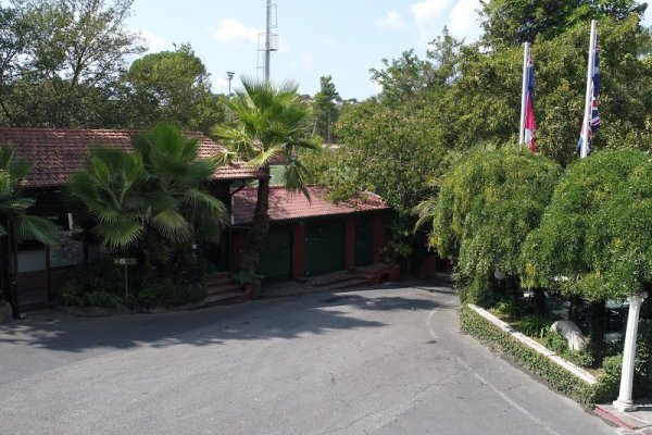 Seven Hills Village