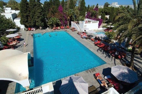 Les Oranges Beach Resort & Bungalows - Leto 2015