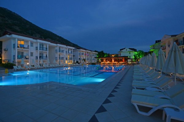 Belcekum Beach Hotel