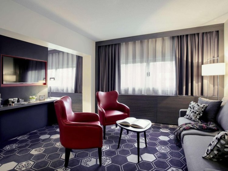 Mercure Orange
