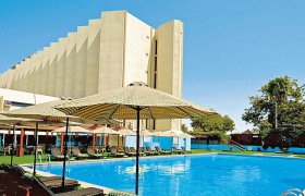 BM Beach Hotel recenzie