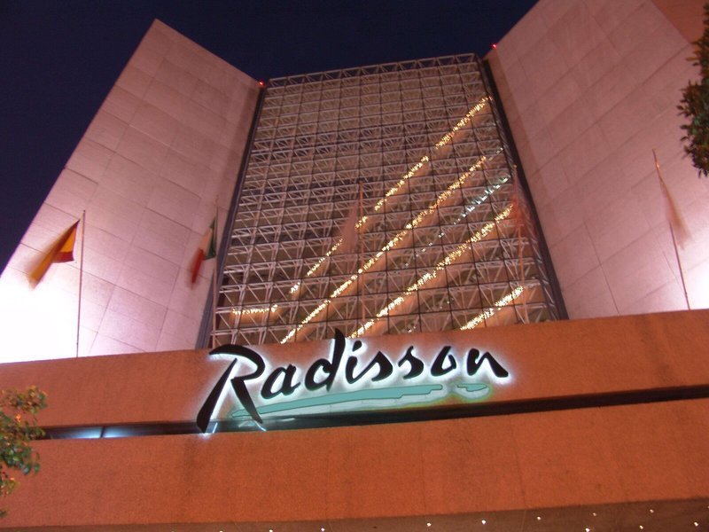 Radisson Paraiso Perisur