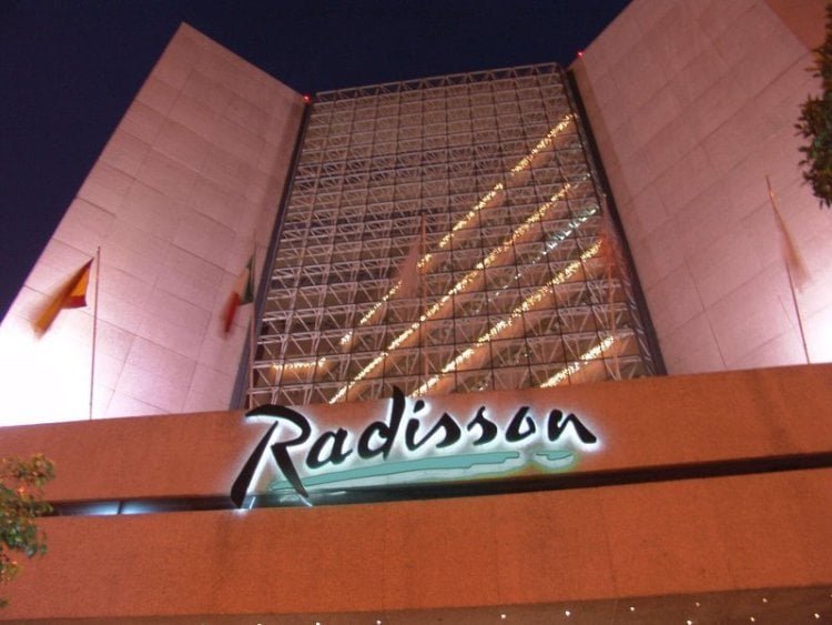 Radisson Paraiso Perisur