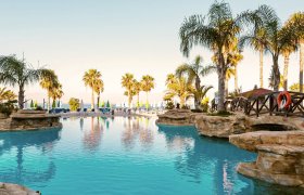 Leonardo Cypria Bay recenzie