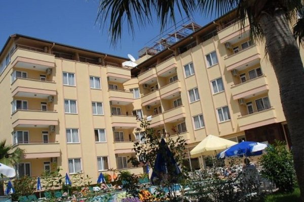 Grand Horizon Apartotel