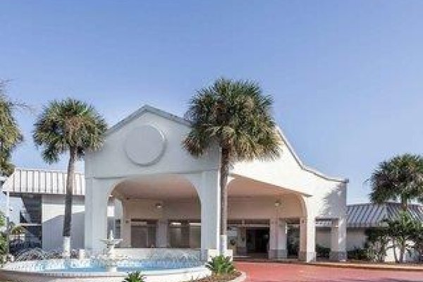 Days Inn By Wyndham St. Petersburg / Tampa Bay Area