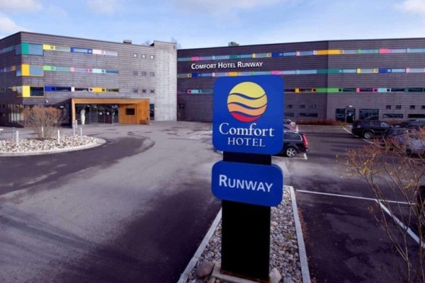 Comfort Hotel Runway