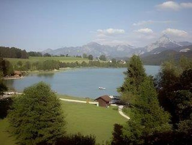 Dreimäderlhaus Garni