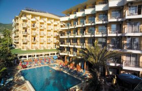 Riviera Hotel & Spa recenzie