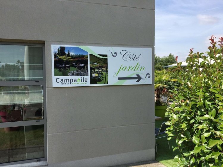 Campanile Roissy Le Mesnil Amelot