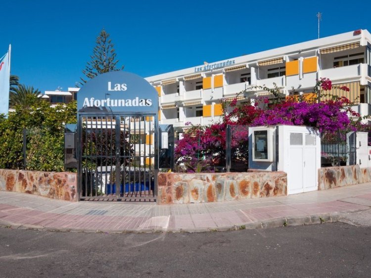 Las Afortunadas