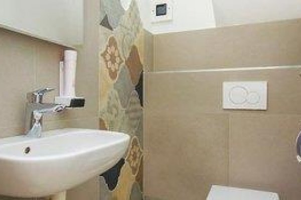 Hostel Dvor