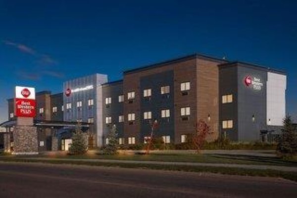 Best Western Plus Winkler