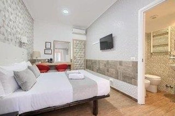 Domus Pietro Inn