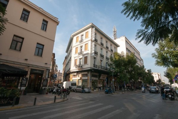 Cecil Hotel