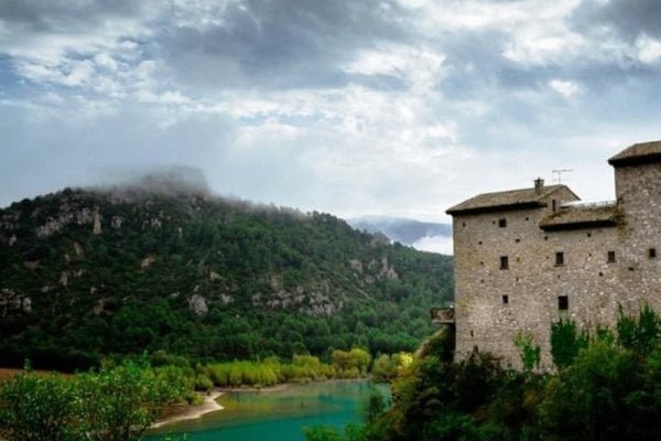 Ligüerre Enoturismo Camping & Bungalows