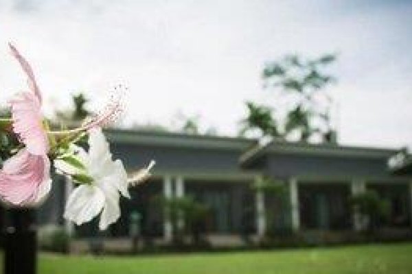Moonlight Cottage Resort