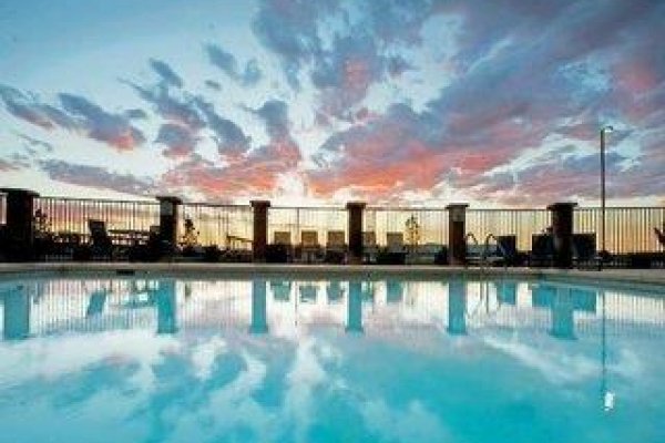 Holiday Inn Express & Suites Willcox