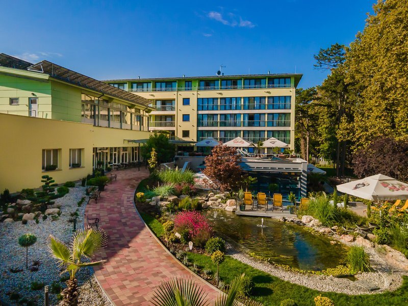 Hotel Sungarden Wellness And Conference
