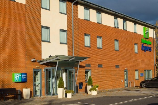 Holiday Inn Express Bedford