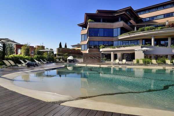 A.roma Lifestyle Hotel