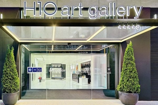H10 art gallery