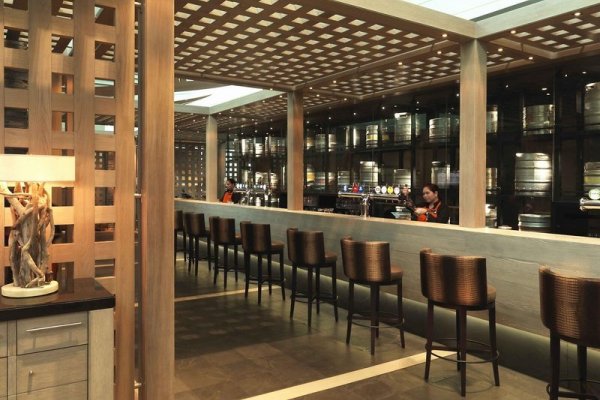 Dubai International Hotel