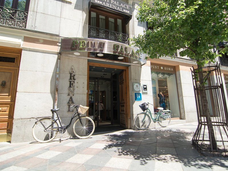 Petit Palace Arenal recenzie