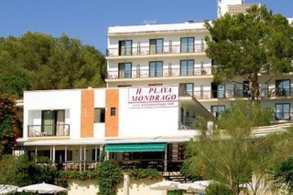 Playa Mondrago Hotel Apartments