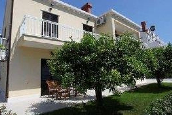 Antares Apartments