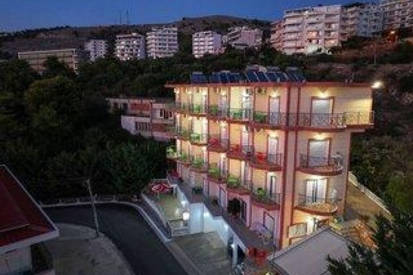Unico Aparthotel