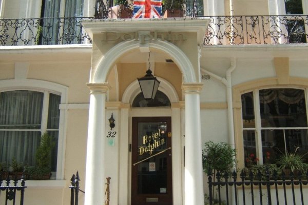Dolphin Hotel