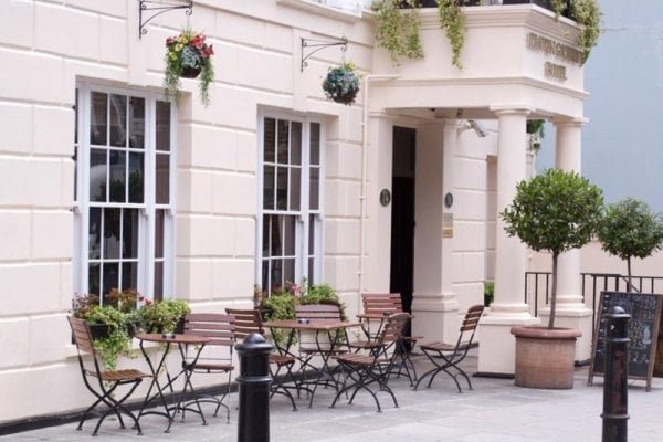 Smart Hyde Park View Hostel