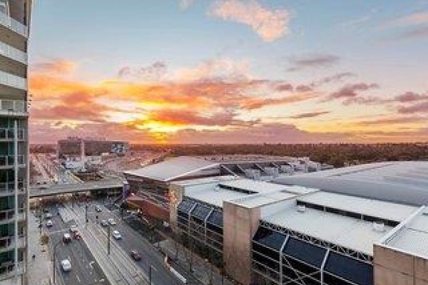 Oaks Adelaide Horizons Suites