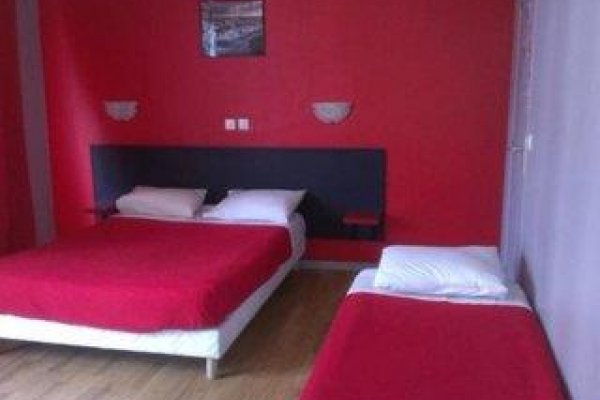 Hipotel Paris Gambetta Republique