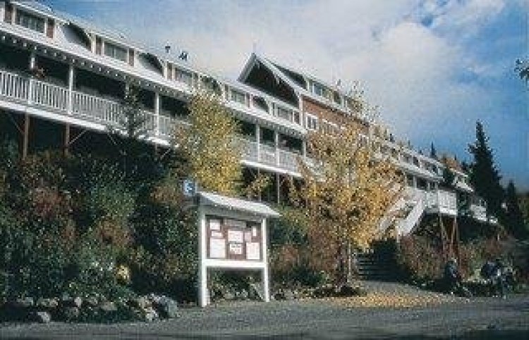 Kennicott Glacier Lodge