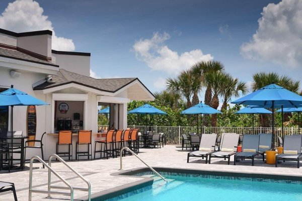 DoubleTree by Hilton Cocoa Beach Oceanfront